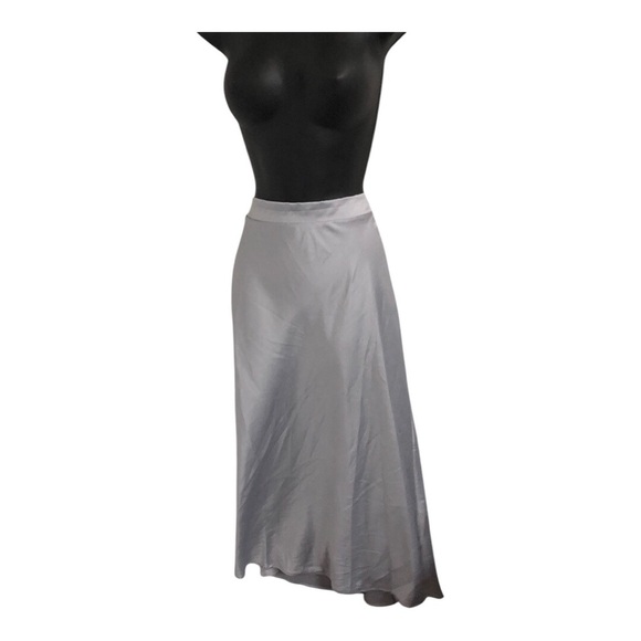 Beautiful silver metallic banded waist bias cut satin effect maxi skirt size M - Picture 11 of 11